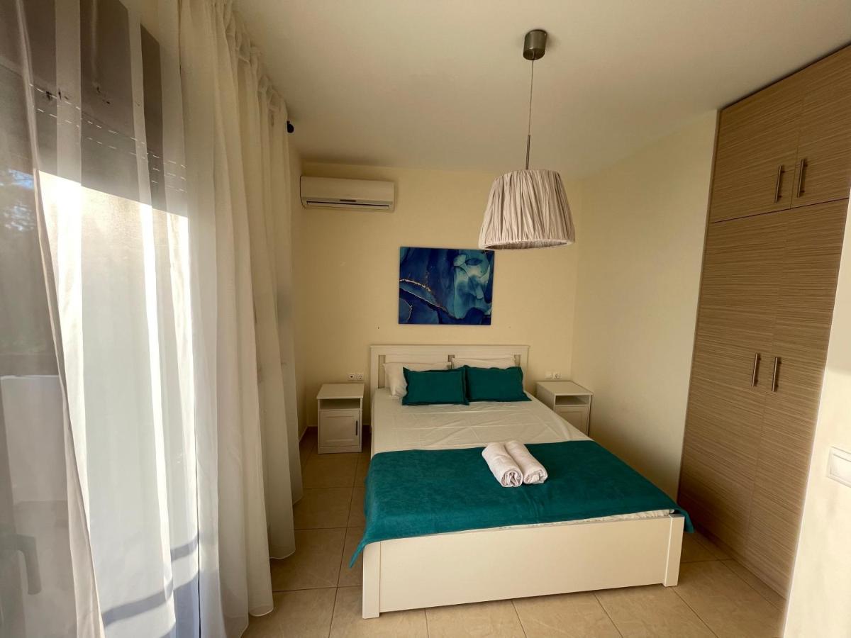 R Lux Villa Nea Kallikrateia Exterior foto
